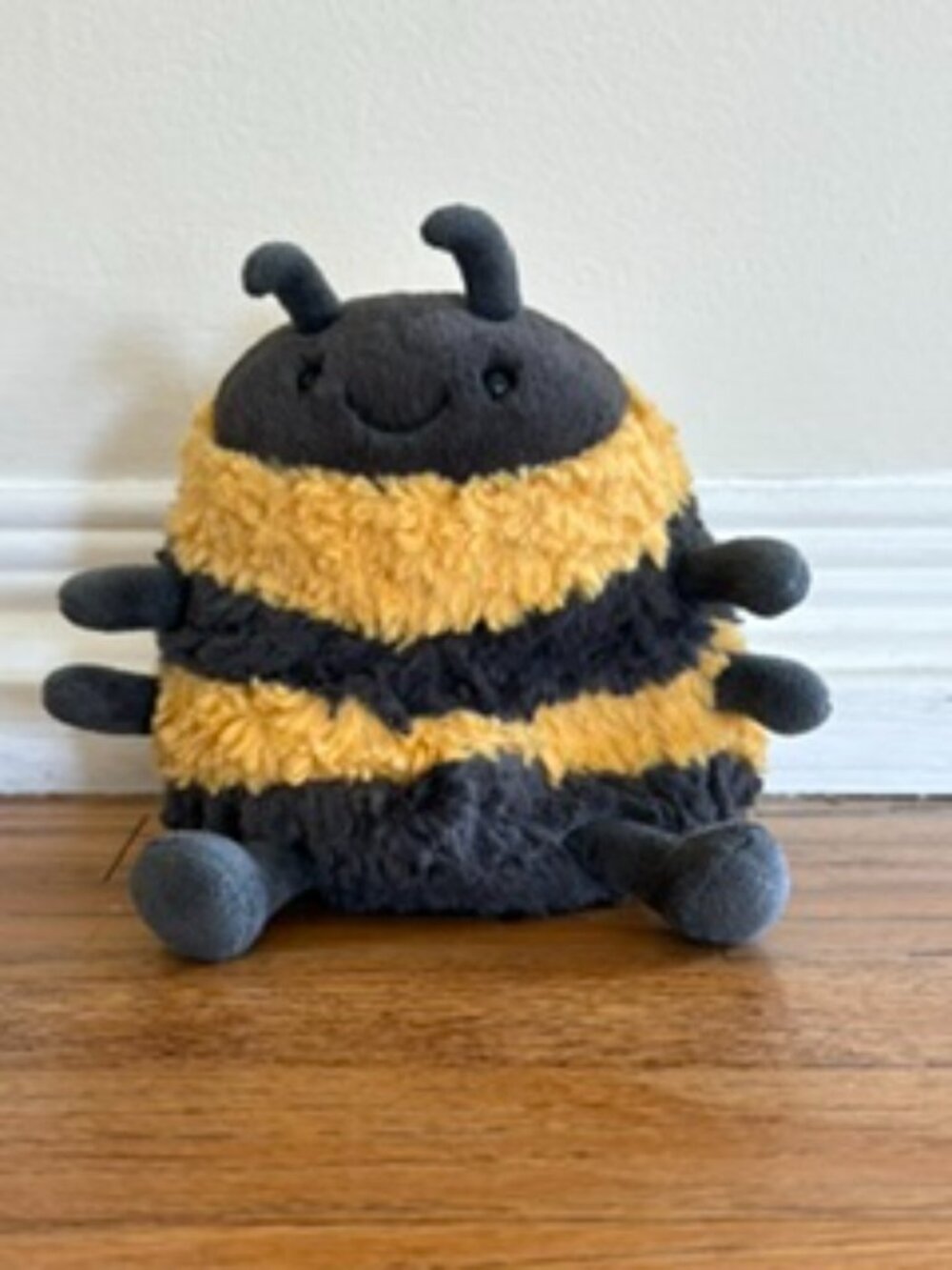Albee the bee jellycat